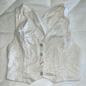 Cream colored Abercrombie vest crop top